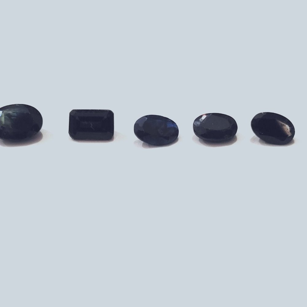 I have 4) Stones, Oval Sapphire & Green Tourmaline
